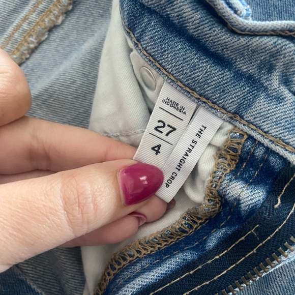 The Loft distressed kick crop jeans in size 27/4, light wash. - Picture 5 of 5